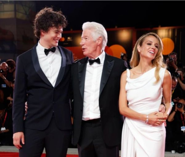 One thing stood out to everyone about Richard Gere’s 24-year-old son, who grabbed attention at the Venice Film Festival…